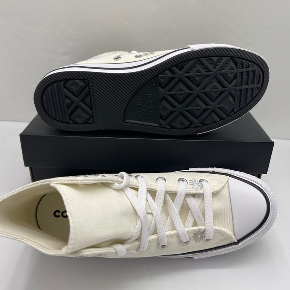 Converse WMNS Cream High-Top
CTAS EVA LIFT HI
EGRET/WHITE/PALE SURPLUS Sneakers - Picture 5 of 16